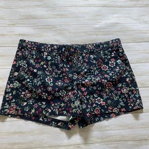 Summer floral khaki Women’s size 12, Gap